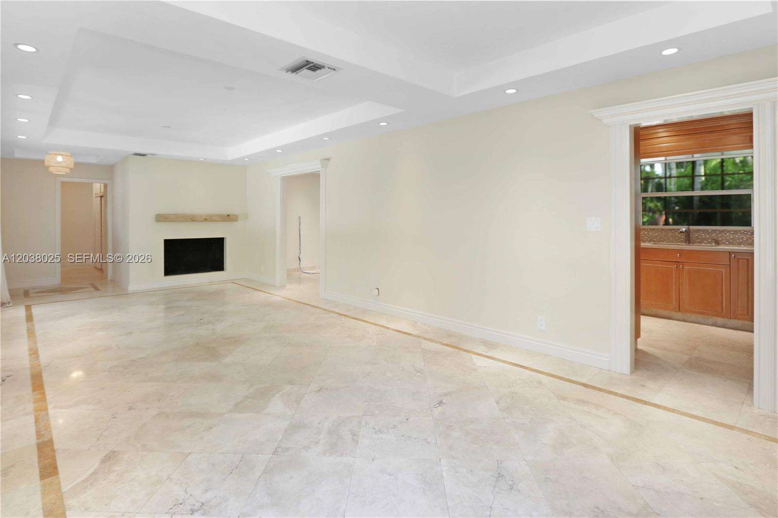 1030 Polk St, Hollywood, FL 33019 - For Rent photo 4