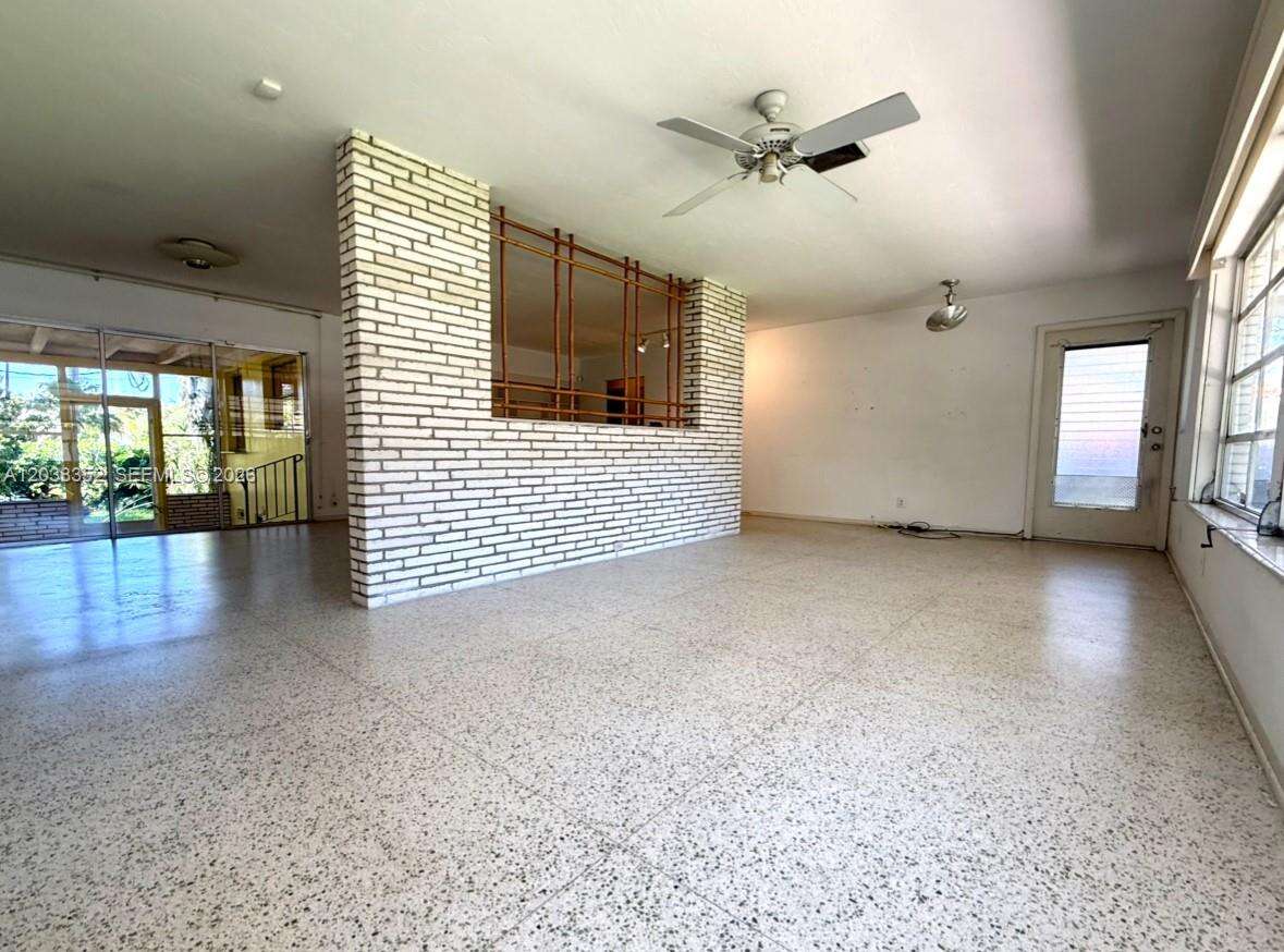 1235 Jefferson St, Hollywood, FL 33019 - For Rent photo 11