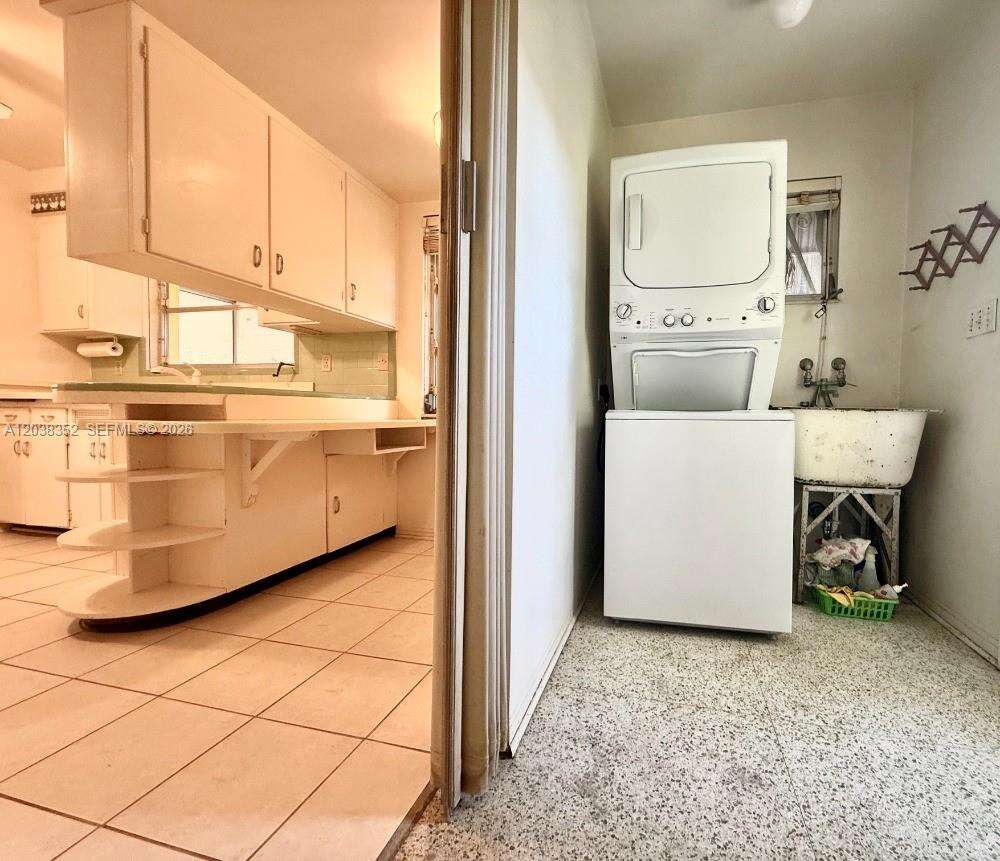 1235 Jefferson St, Hollywood, FL 33019 - For Rent photo 15