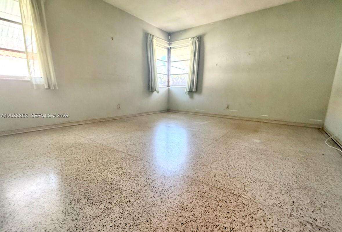 1235 Jefferson St, Hollywood, FL 33019 - For Rent photo 16
