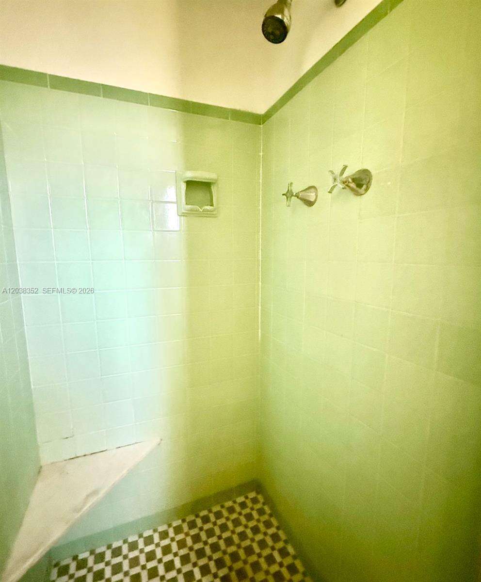 1235 Jefferson St, Hollywood, FL 33019 - For Rent photo 23