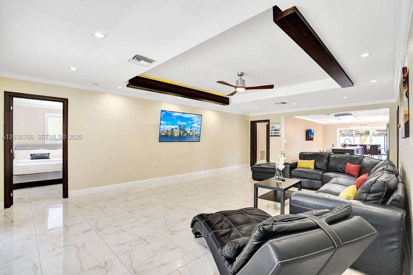 1318 Washington St, Hollywood, FL 33019 - For Rent photo 11