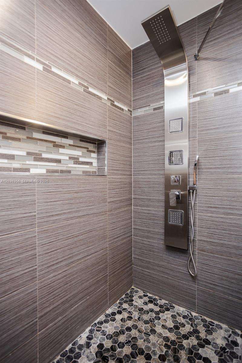 1318 Washington St, Hollywood, FL 33019 - For Rent photo 19
