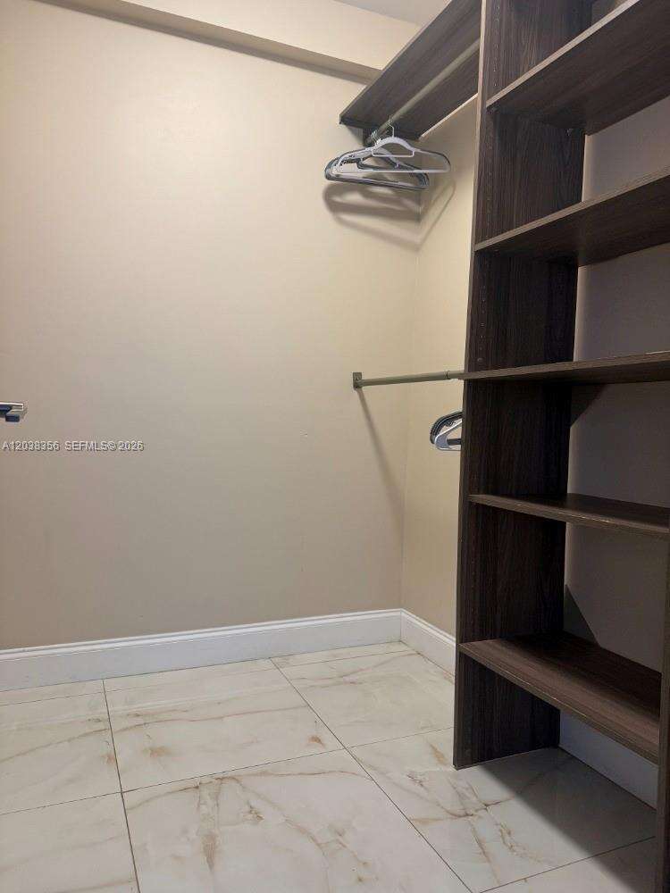 1318 Washington St, Hollywood, FL 33019 - For Rent photo 21