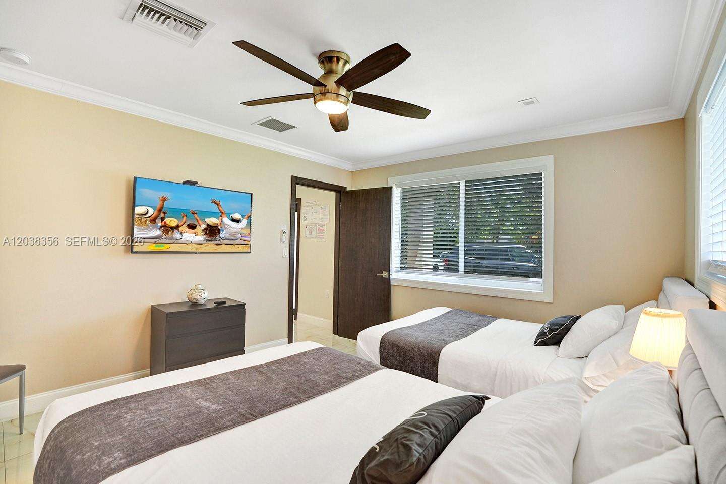 1318 Washington St, Hollywood, FL 33019 - For Rent photo 24
