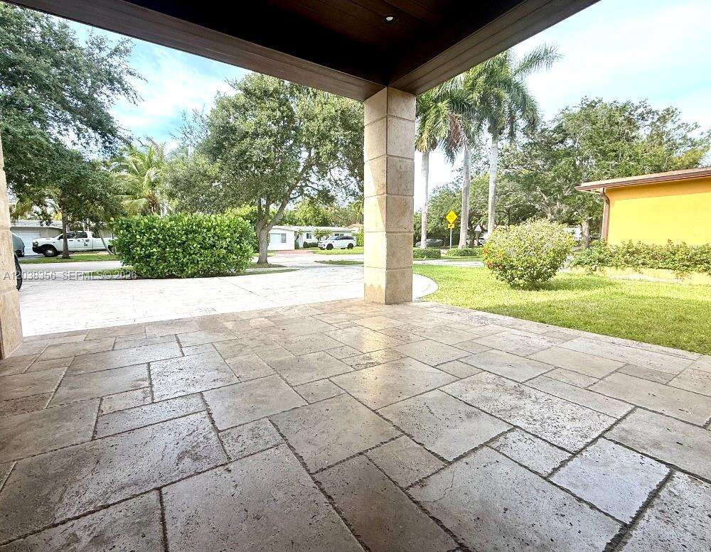 1318 Washington St, Hollywood, FL 33019 - For Rent photo 4