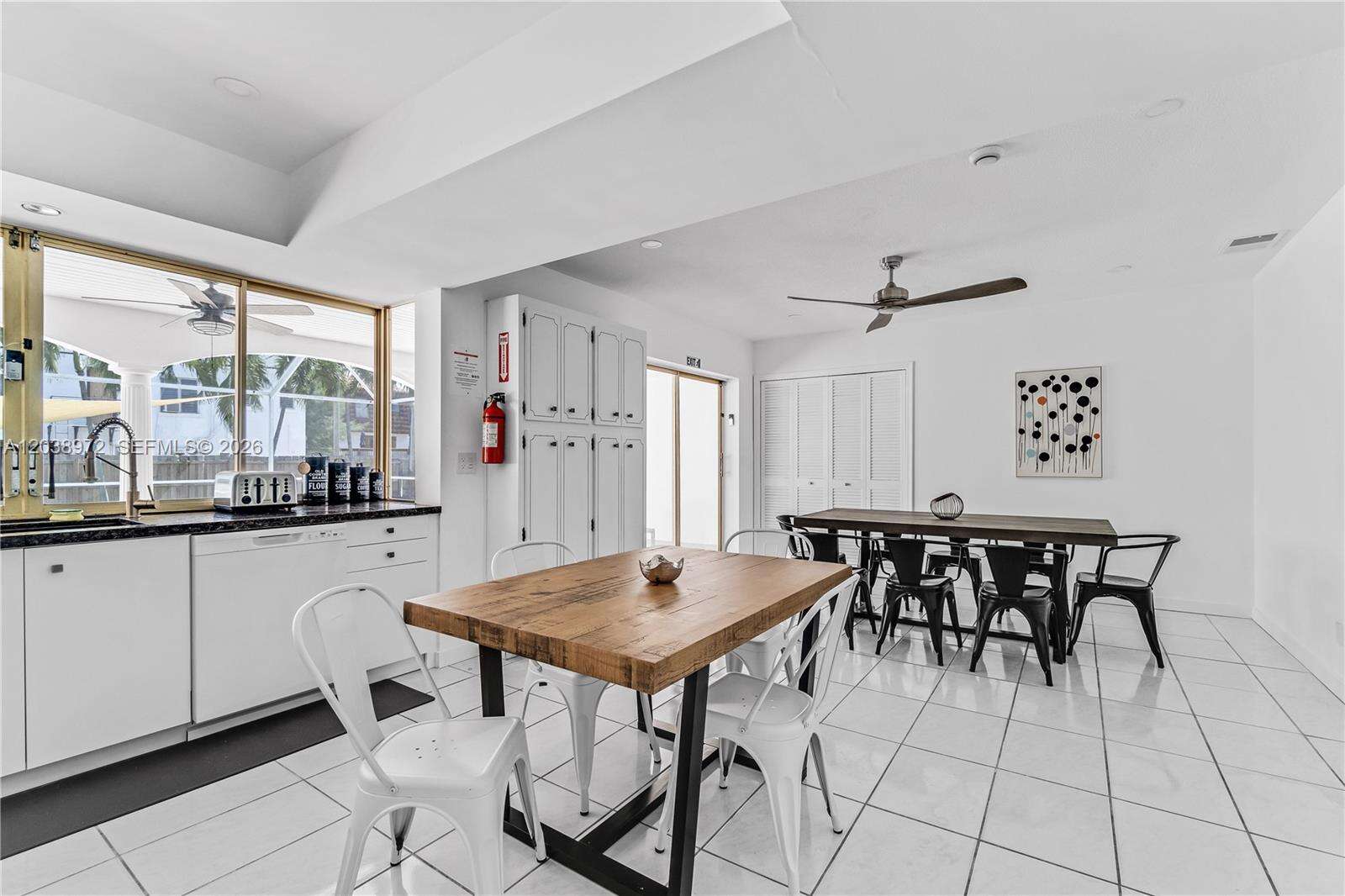 816 Polk St, Hollywood, FL 33019 - For Rent photo 14