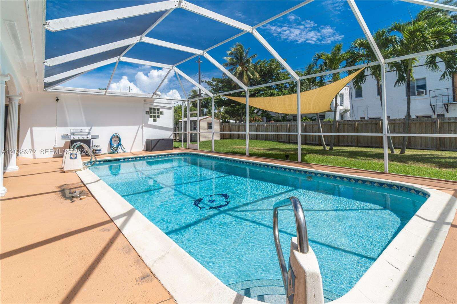 816 Polk St, Hollywood, FL 33019 - For Rent photo 6