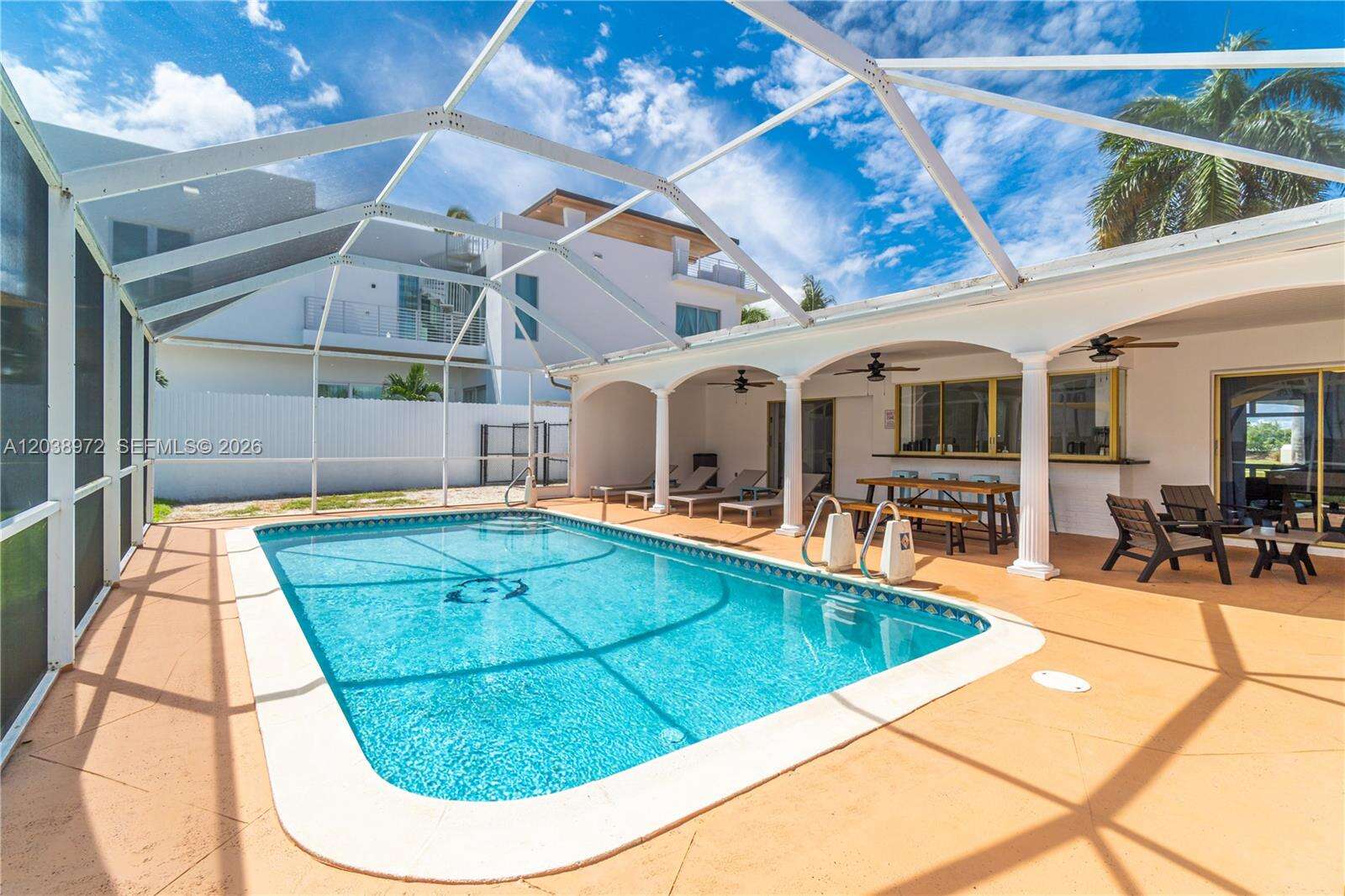 816 Polk St, Hollywood, FL 33019 - For Rent photo 7