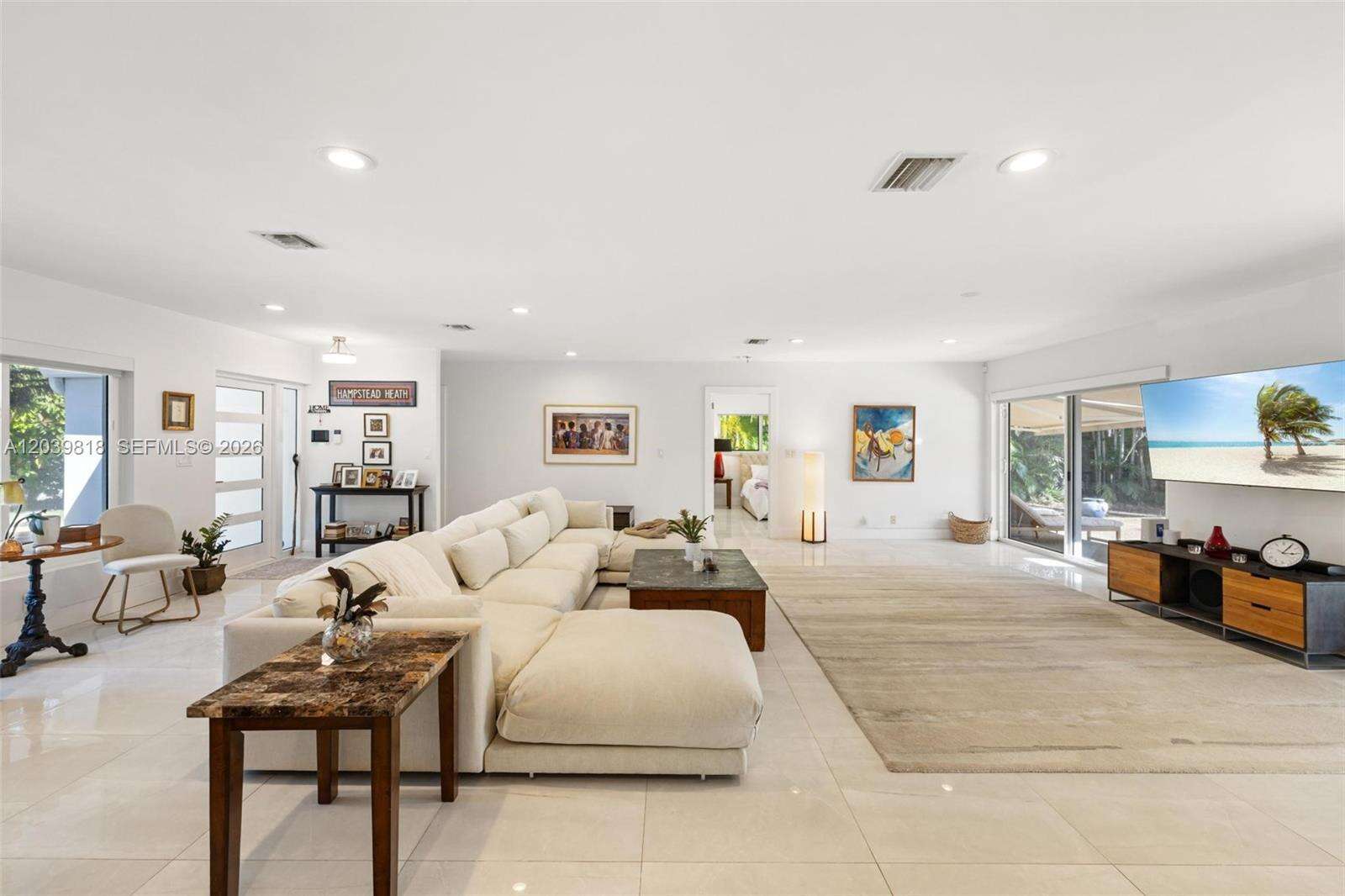 1014 Jefferson St, Hollywood, FL 33019 - For Rent photo 13