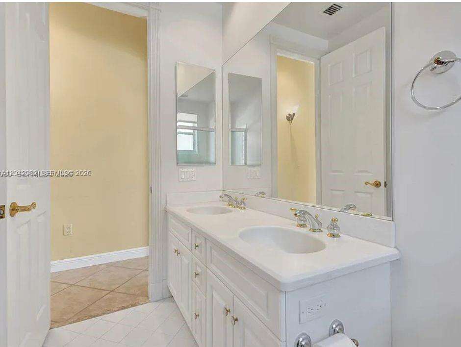 1459 Shoreline Way, Hollywood, FL 33019 - For Rent photo 11