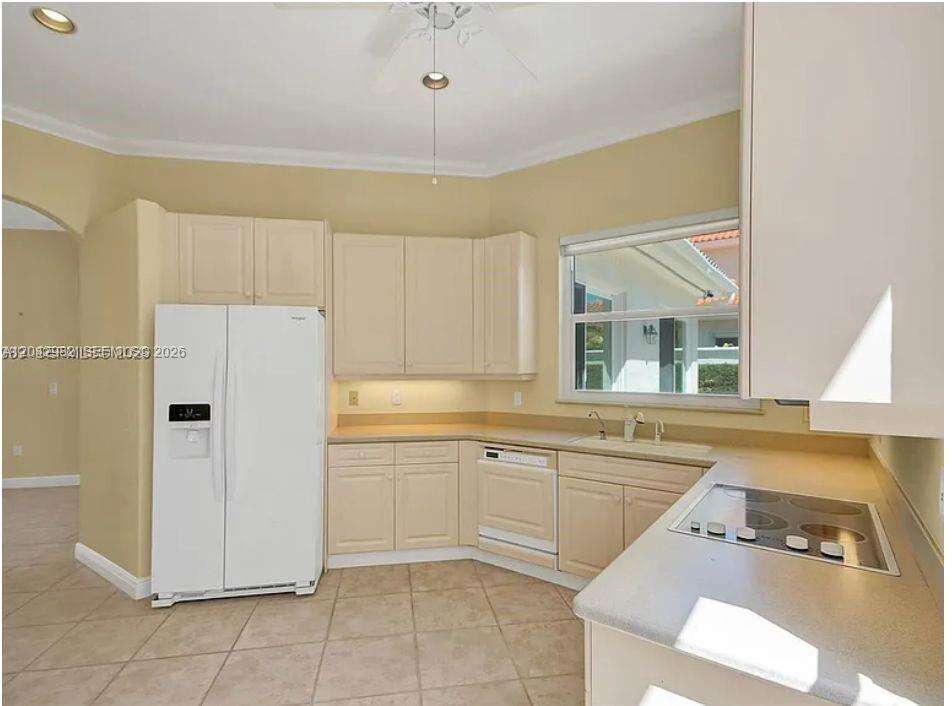 1459 Shoreline Way, Hollywood, FL 33019 - For Rent photo 8