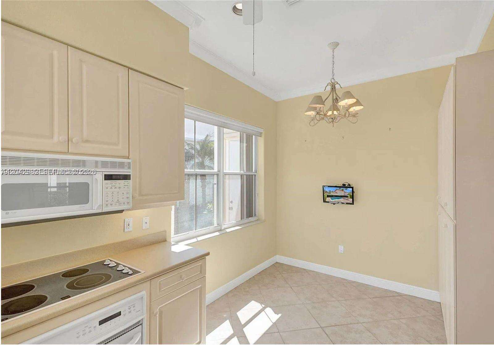 1459 Shoreline Way, Hollywood, FL 33019 - For Rent photo 9