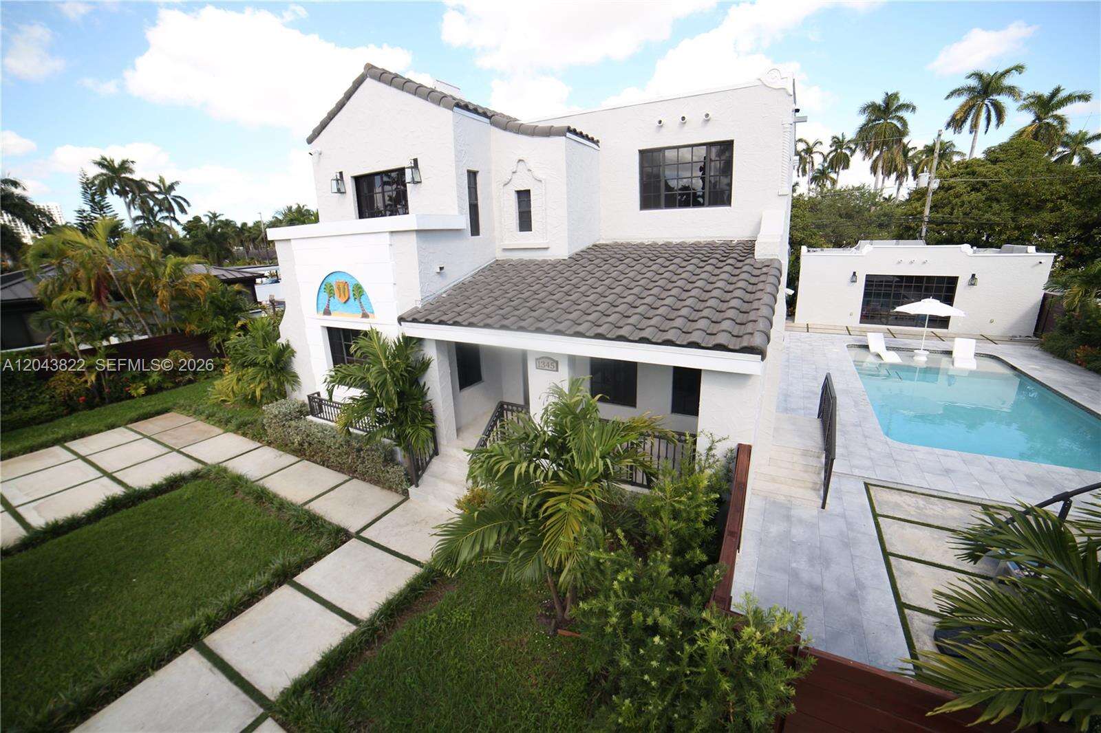 1345 Hollywood Blvd, Hollywood, FL 33019 - For Rent photo 2