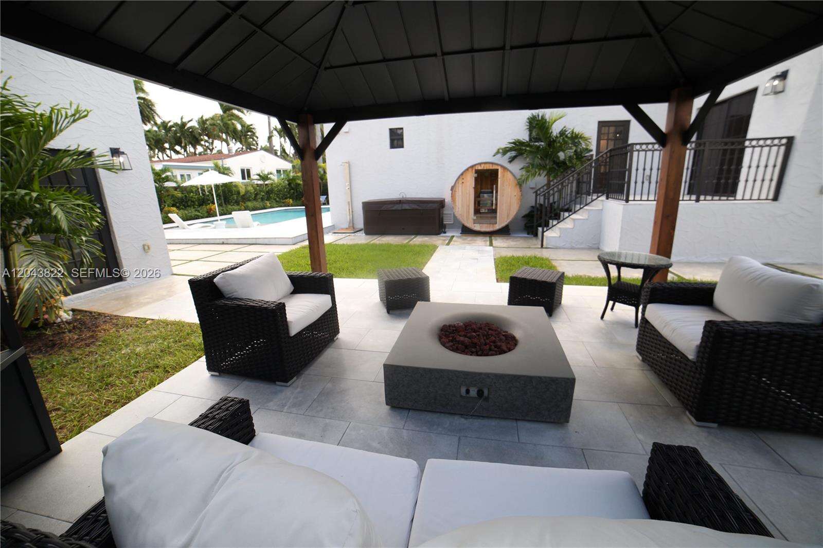 1345 Hollywood Blvd, Hollywood, FL 33019 - For Rent photo 38