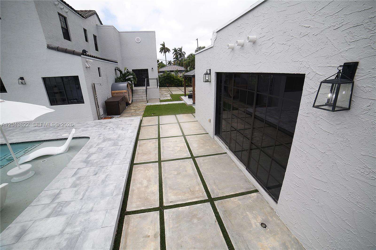 1345 Hollywood Blvd, Hollywood, FL 33019 - For Rent photo 51