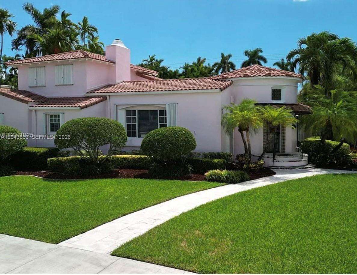 1056 Harrison St, Hollywood, FL 33019 - For Rent photo 1