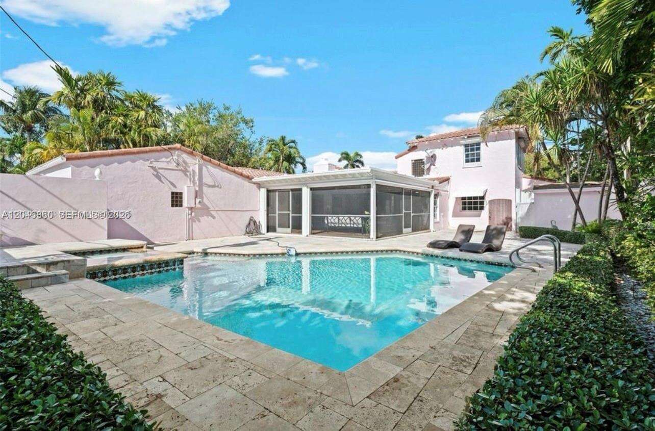 1056 Harrison St, Hollywood, FL 33019 - For Rent photo 15
