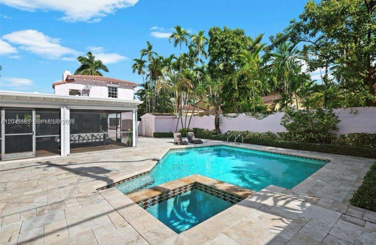1056 Harrison St, Hollywood, FL 33019 - For Rent photo 16