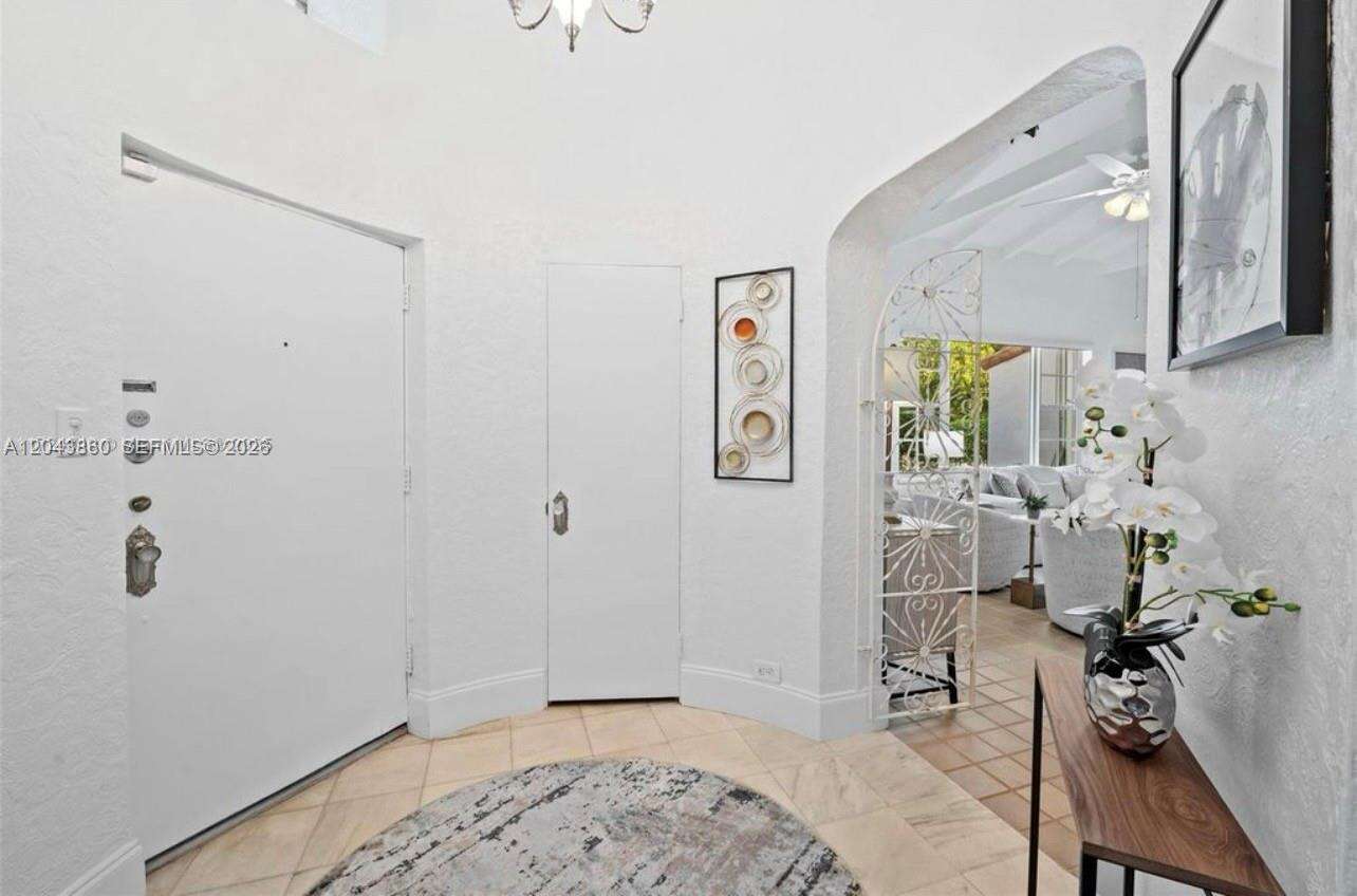1056 Harrison St, Hollywood, FL 33019 - For Rent photo 3