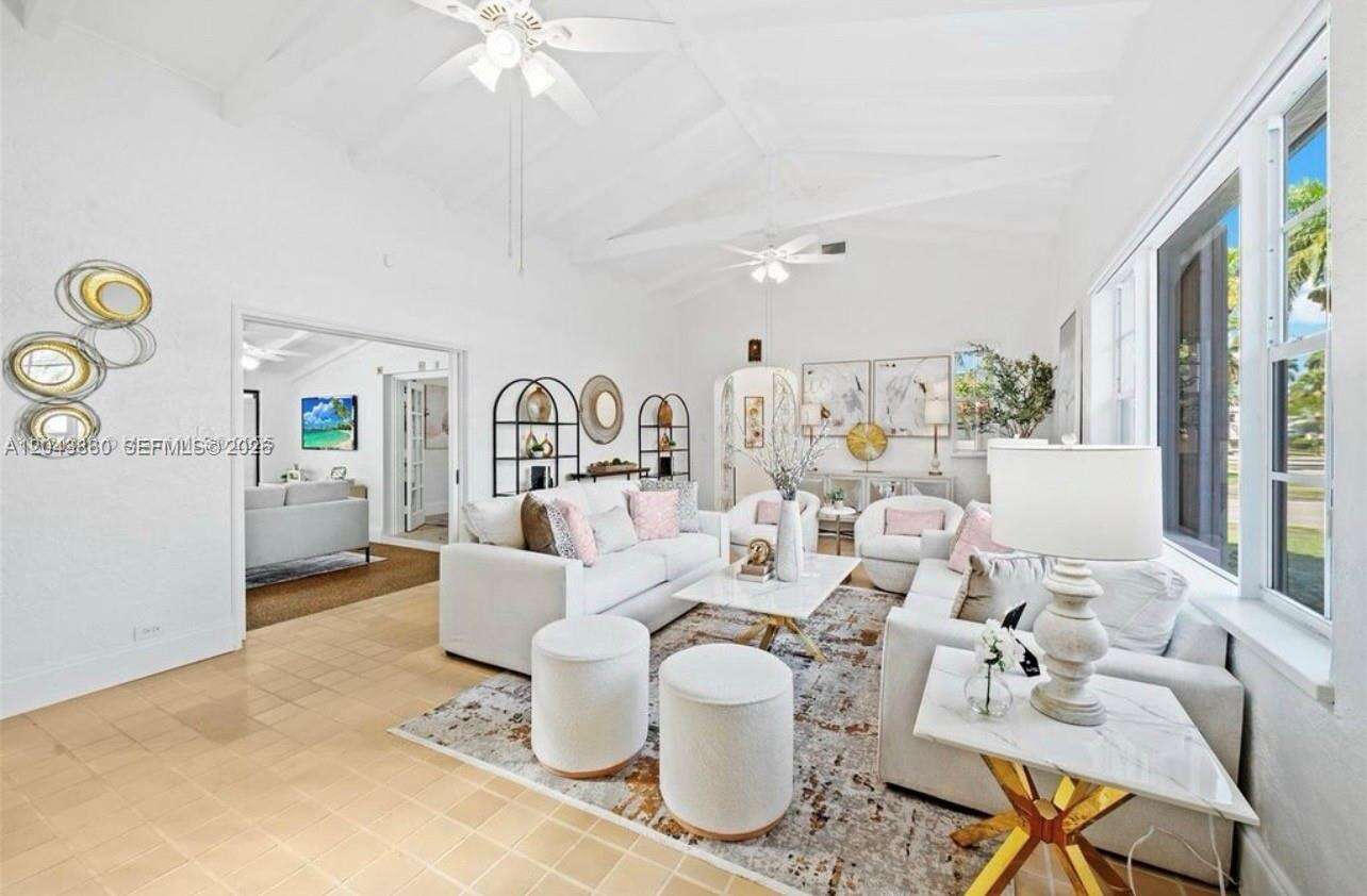 1056 Harrison St, Hollywood, FL 33019 - For Rent photo 7