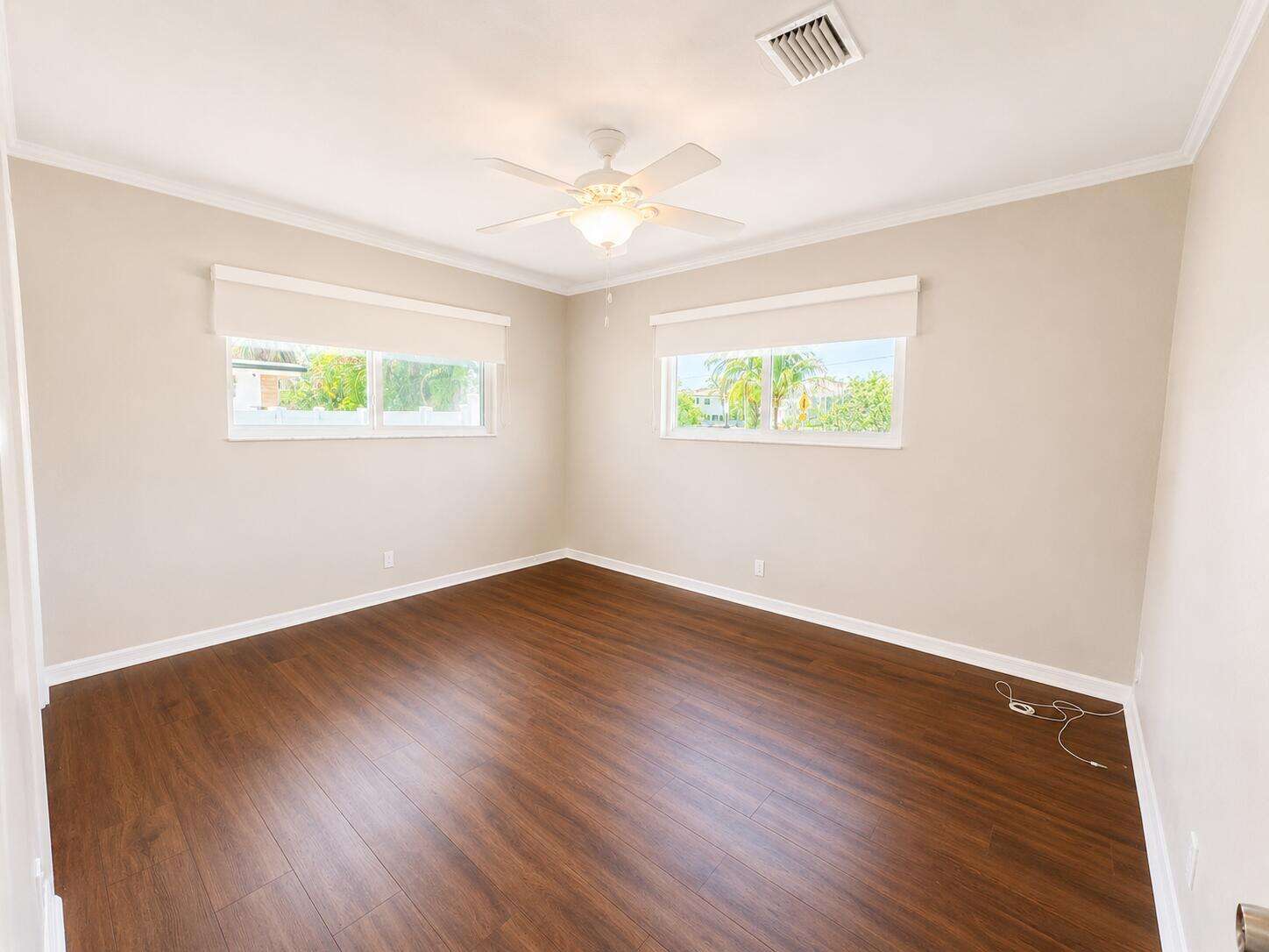1155 Washington, Hollywood, FL 33019 - For Rent photo 15