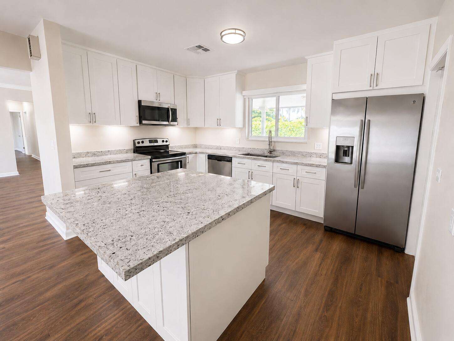 1155 Washington, Hollywood, FL 33019 - For Rent photo 3