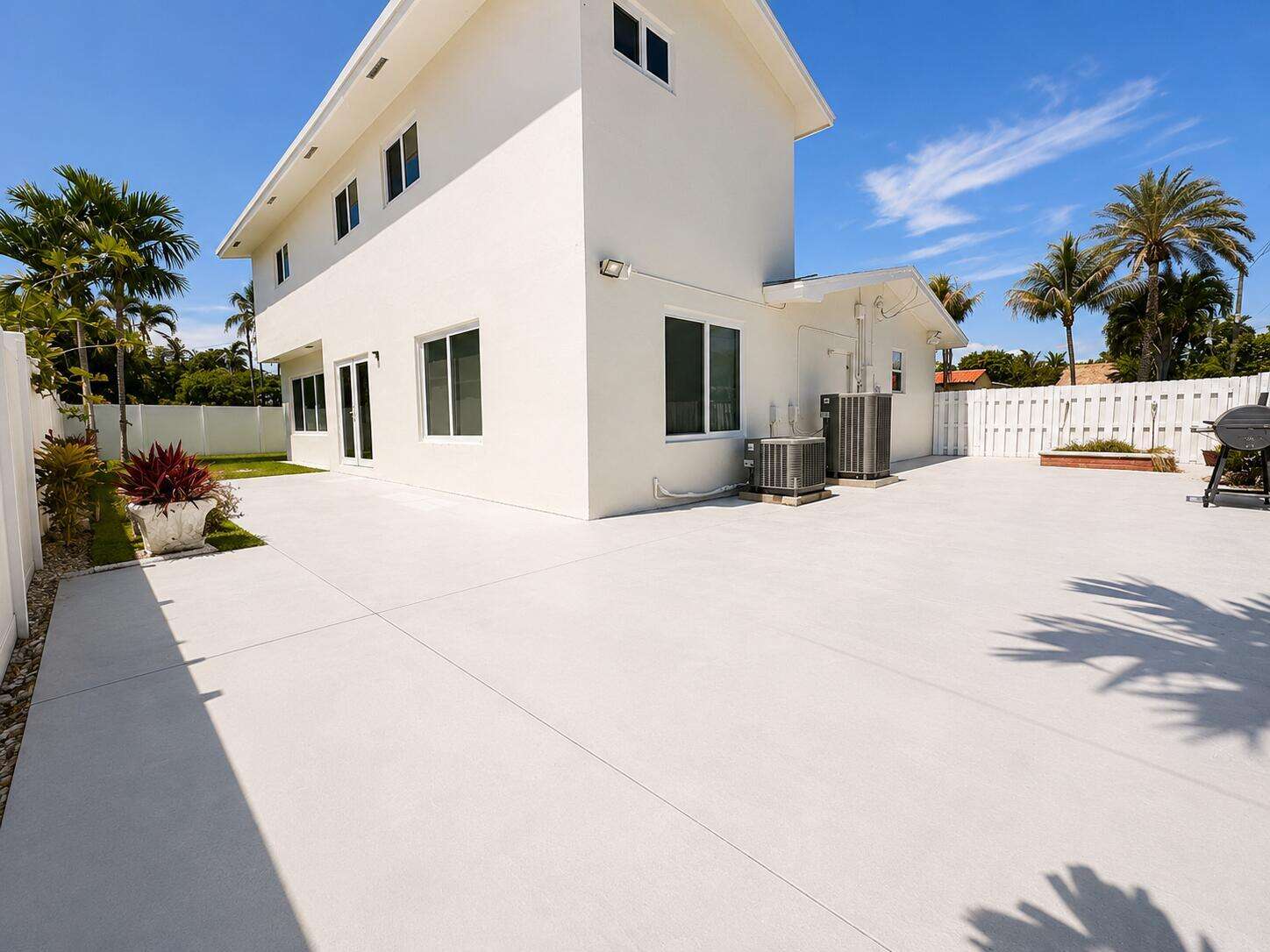 1155 Washington, Hollywood, FL 33019 - For Rent photo 27