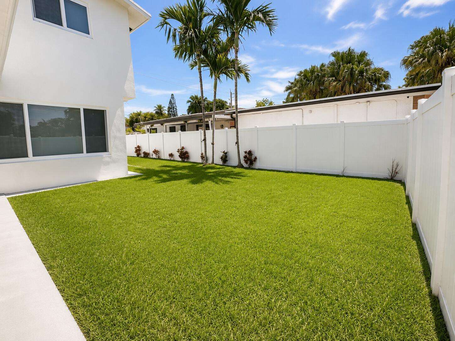 1155 Washington, Hollywood, FL 33019 - For Rent photo 28