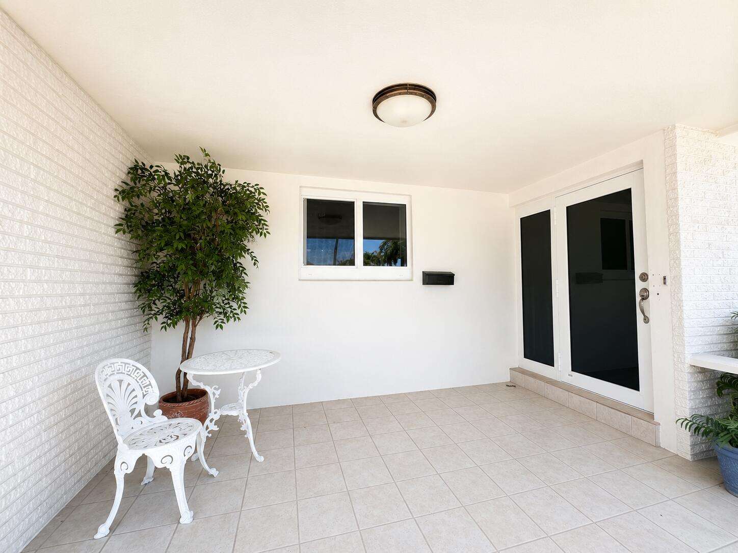 1155 Washington, Hollywood, FL 33019 - For Rent photo 32