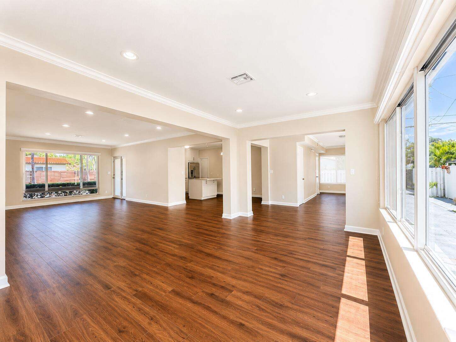 1155 Washington, Hollywood, FL 33019 - For Rent photo 6