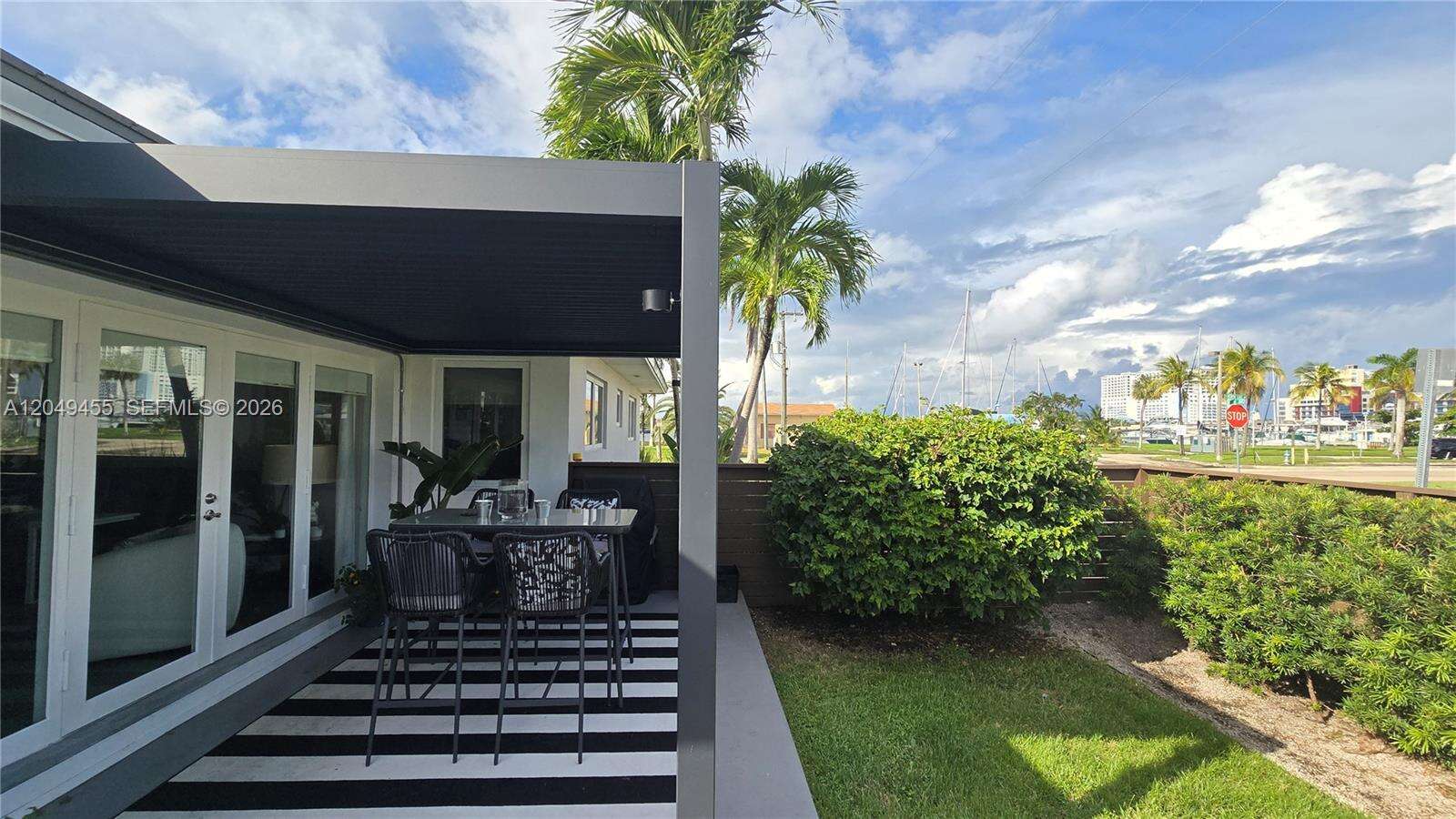 800 Polk St, Hollywood, FL 33019 - For Rent photo 1