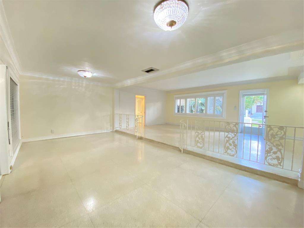 1049 Van Buren, Hollywood, FL 33019 - For Rent photo 6