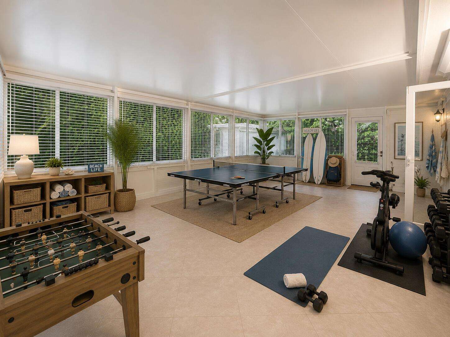 1049 Van Buren, Hollywood, FL 33019 - For Rent photo 8