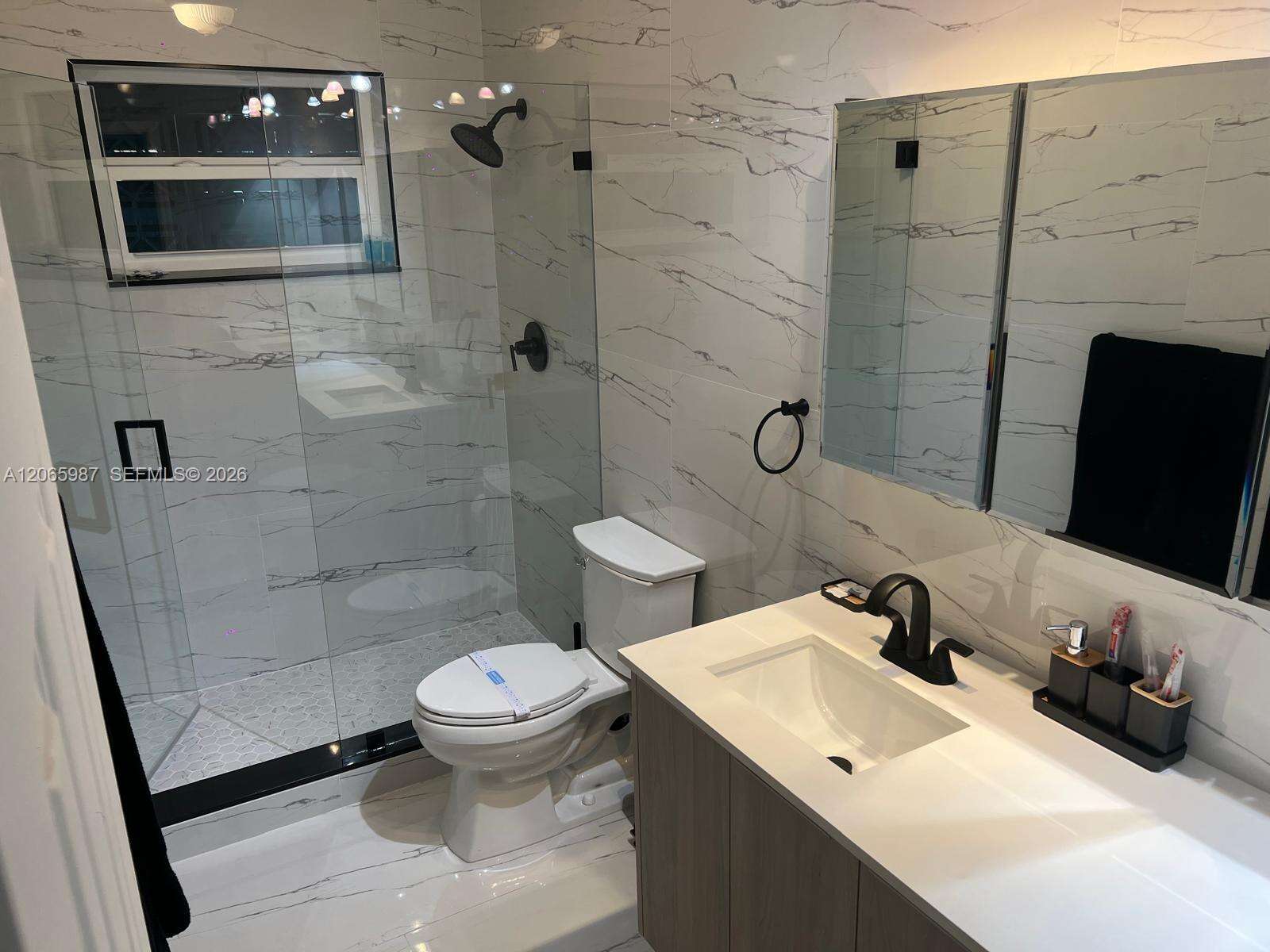 1112 13th Ave, Hollywood, FL 33019 - For Rent photo 13