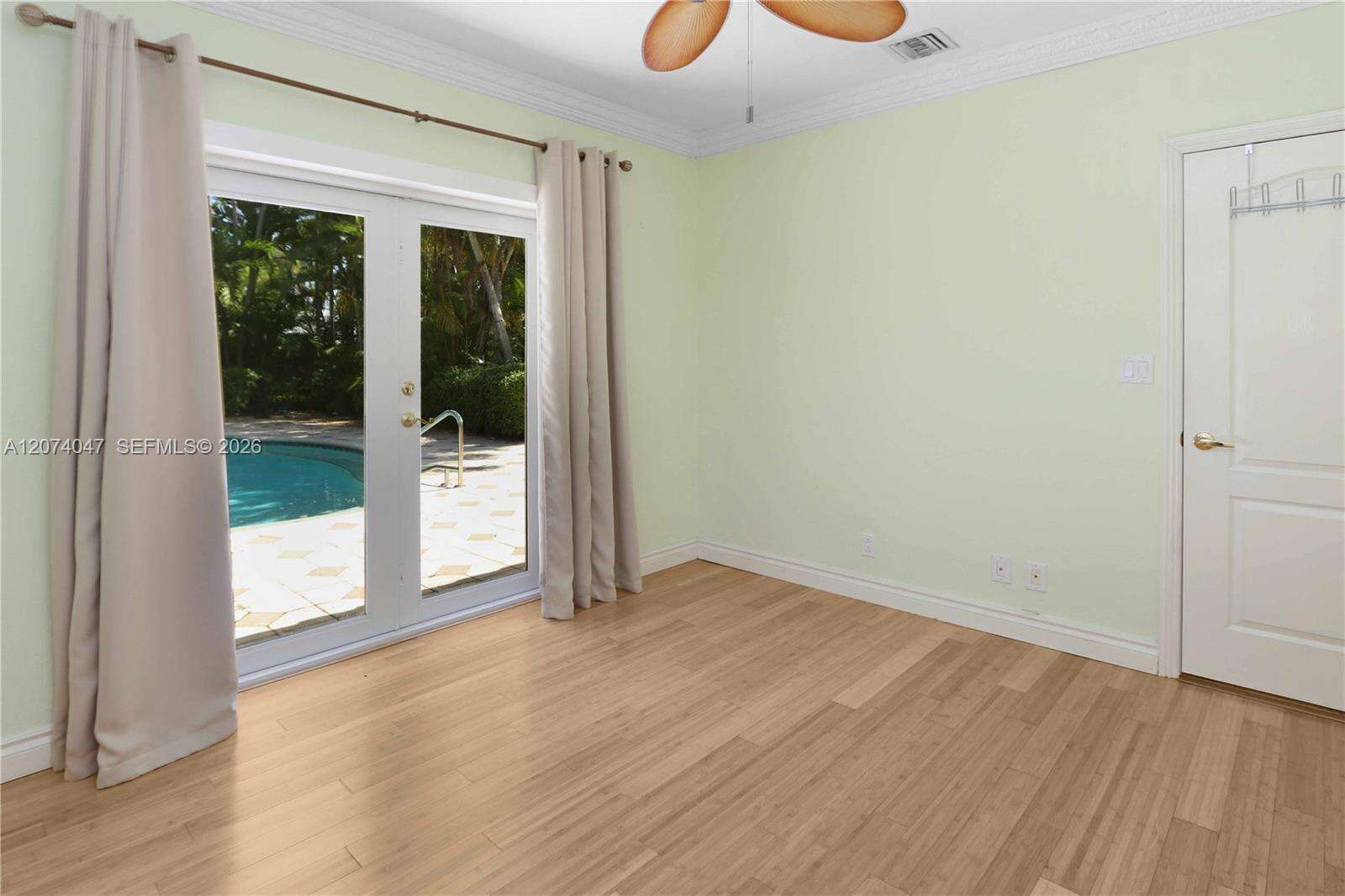 1030 Polk St, Hollywood, FL 33019 - For Rent photo 24
