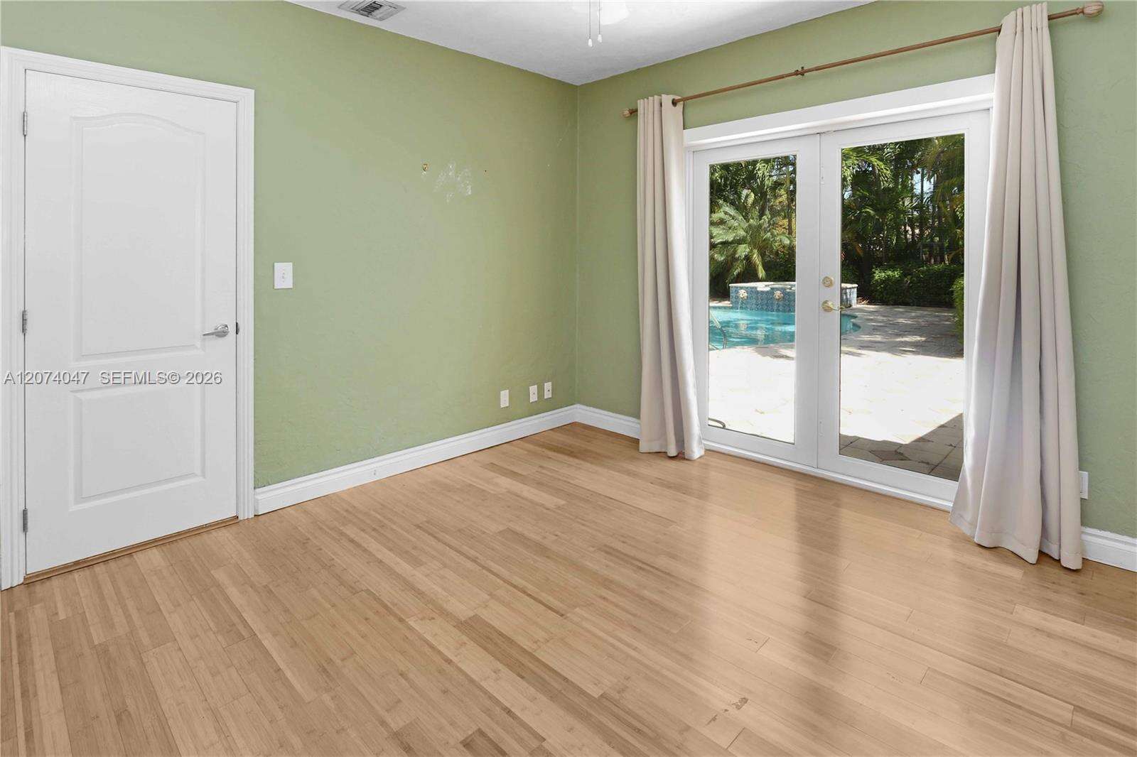 1030 Polk St, Hollywood, FL 33019 - For Rent photo 26