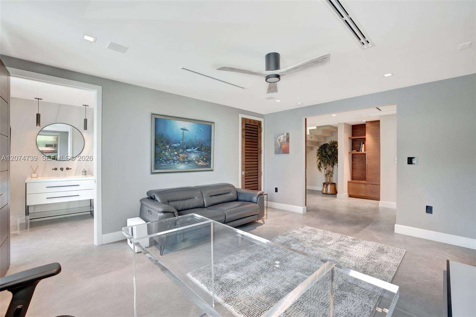 305 Oak St, Hollywood, FL 33019 - For Rent photo 17