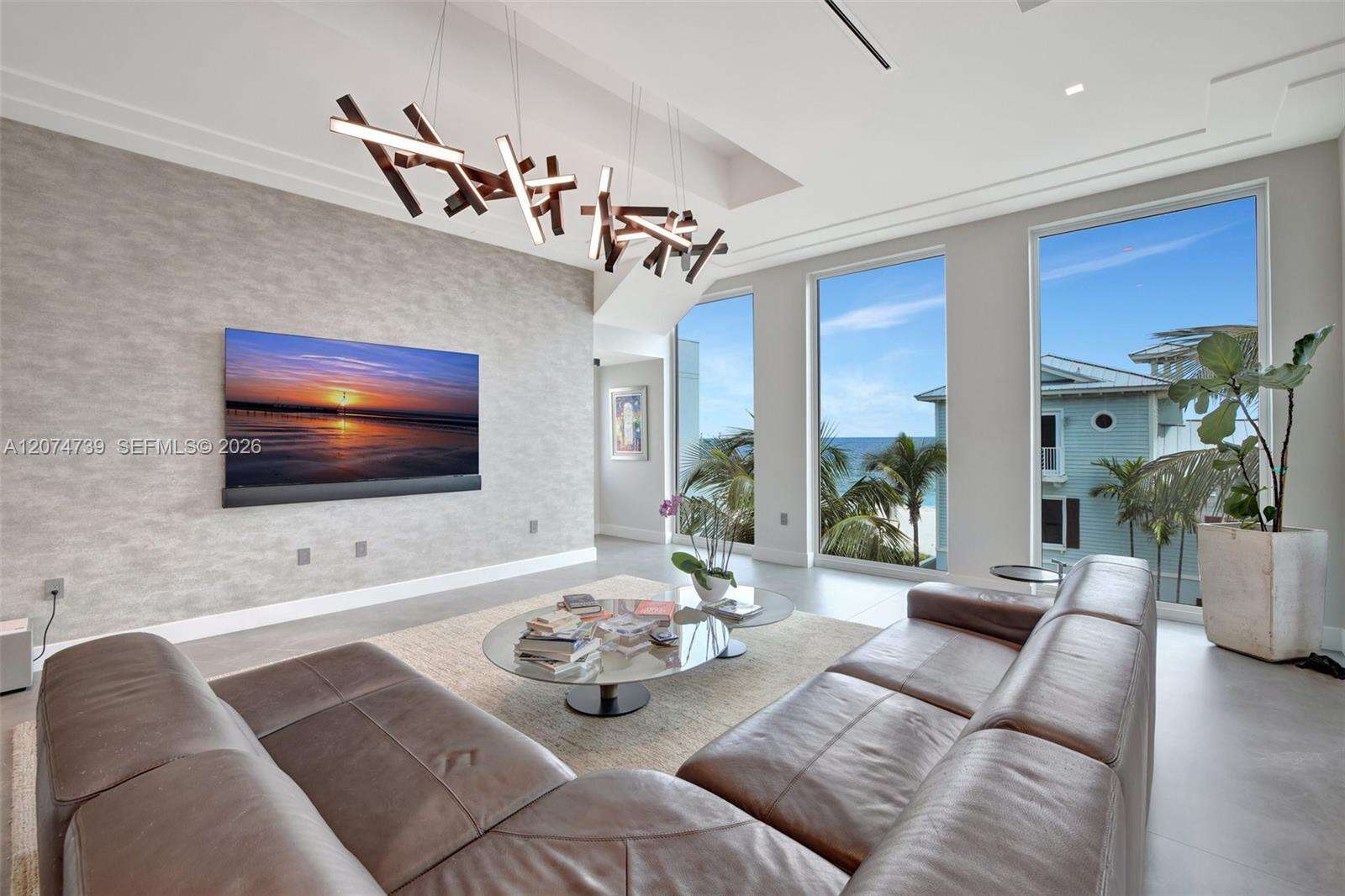 305 Oak St, Hollywood, FL 33019 - For Rent photo 27