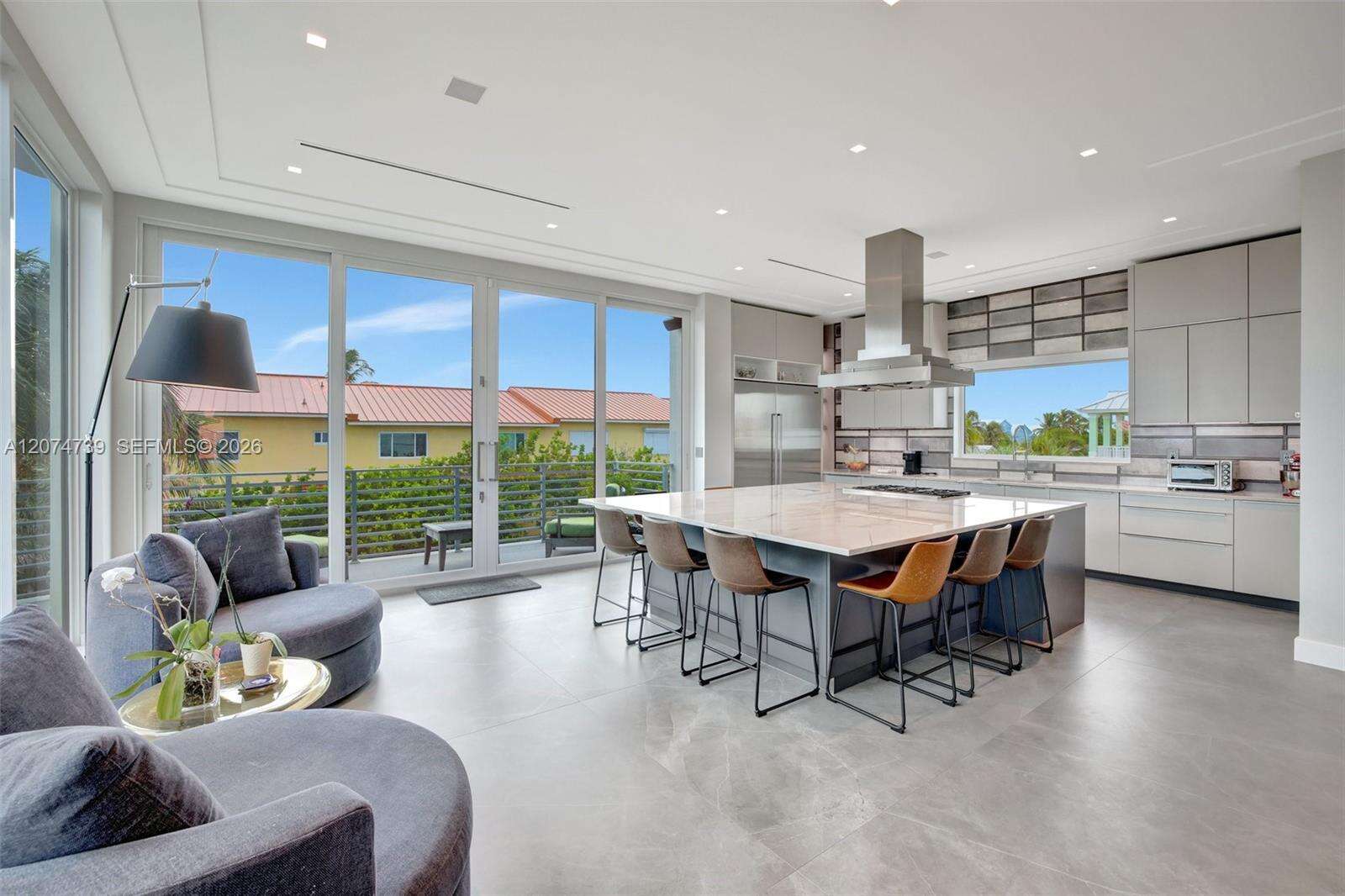 305 Oak St, Hollywood, FL 33019 - For Rent photo 29