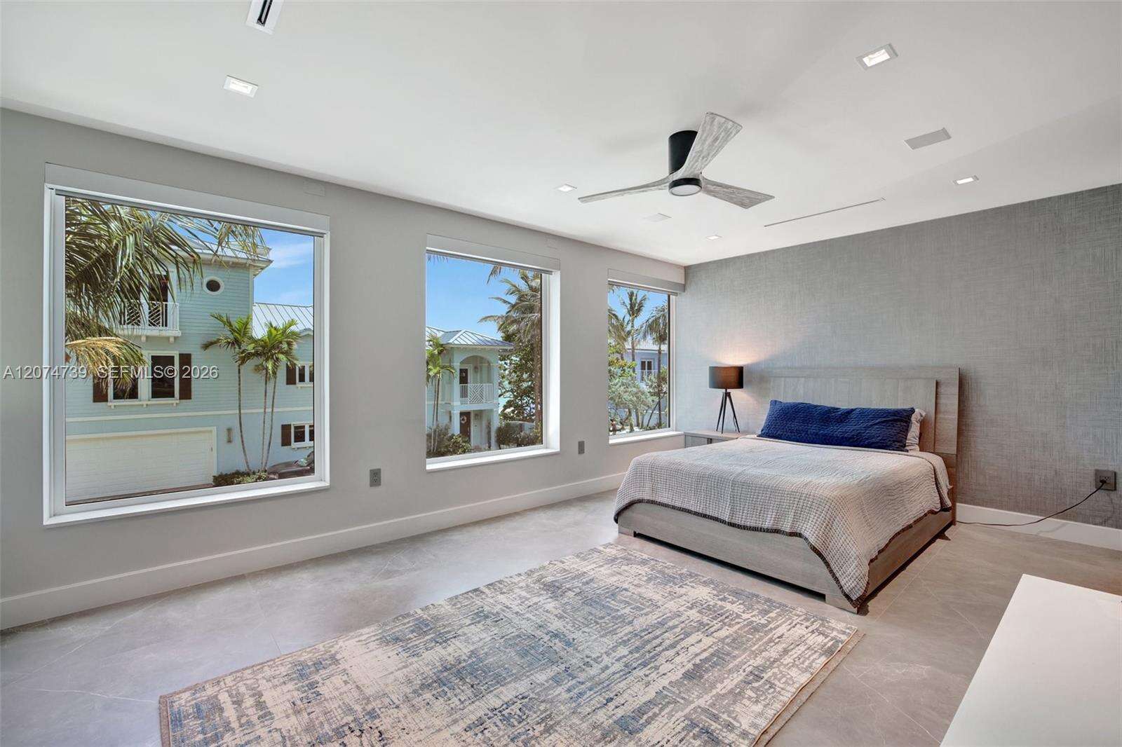 305 Oak St, Hollywood, FL 33019 - For Rent photo 58