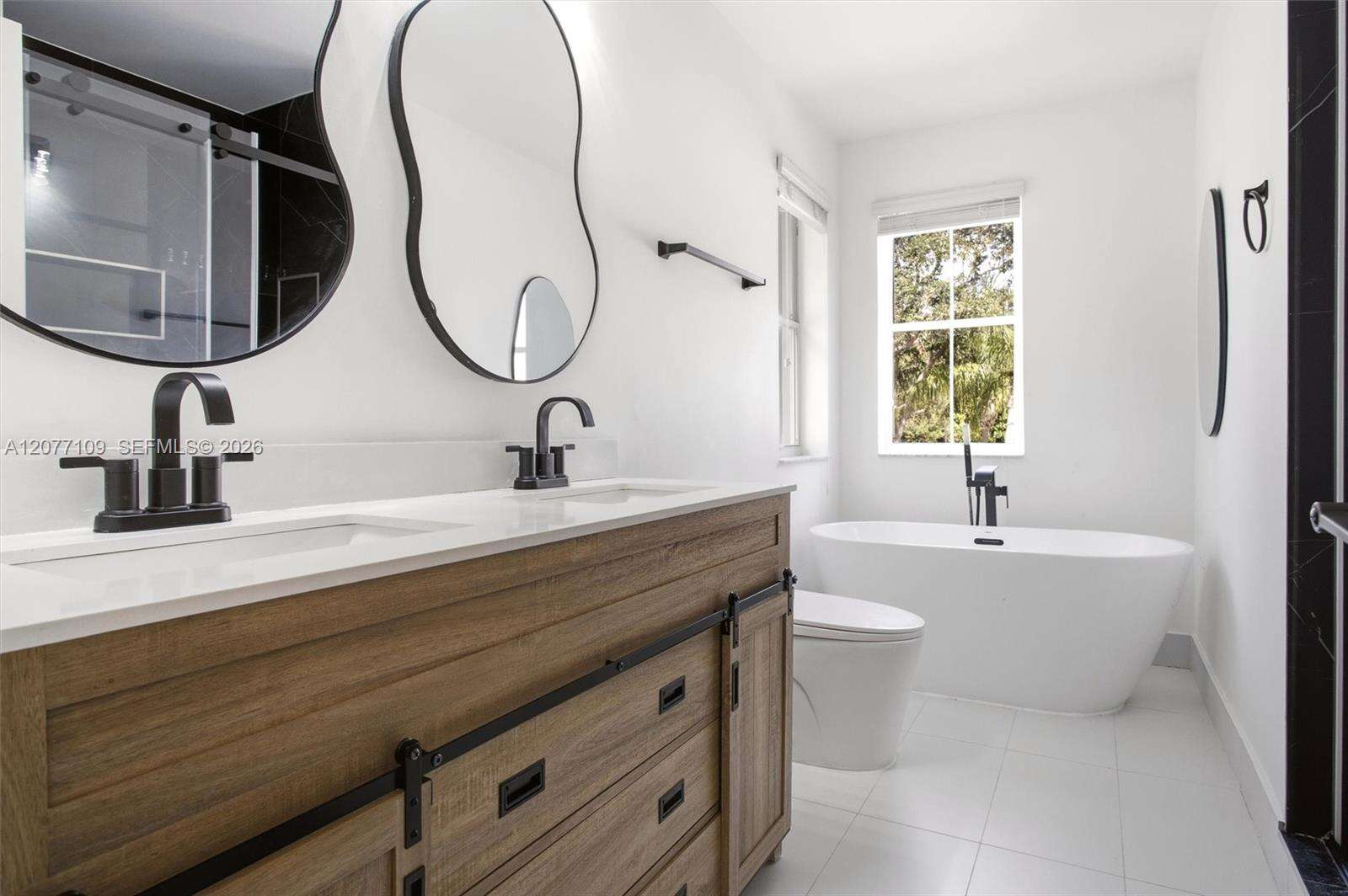 1880 Sweetbay Way, Hollywood, FL 33019 - For Rent photo 24