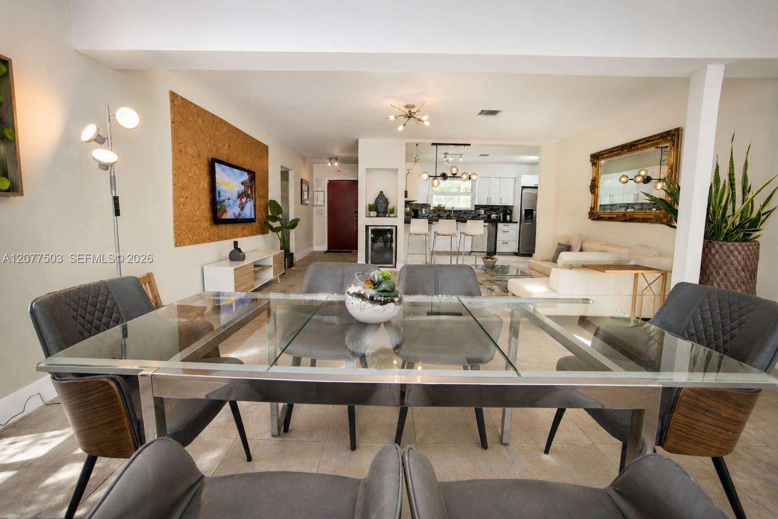 909 13th Ct, Hollywood, FL 33019 - For Rent photo 5