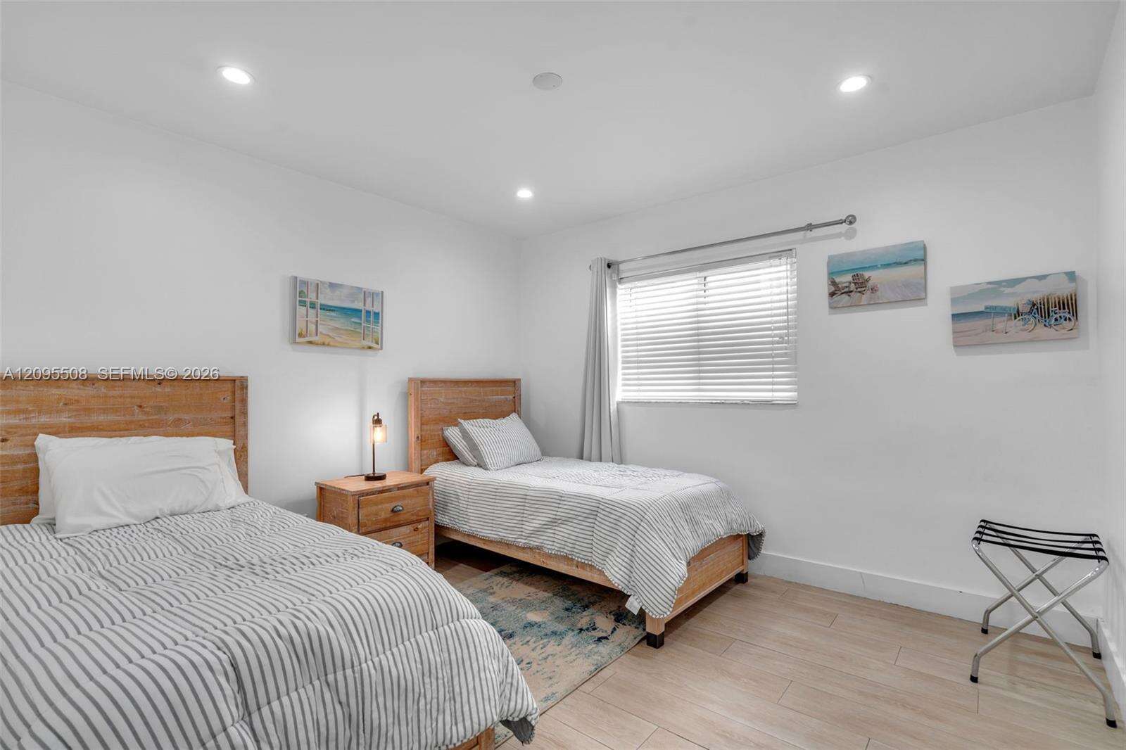 821 Harrison St, Hollywood, FL 33019 - For Rent photo 20