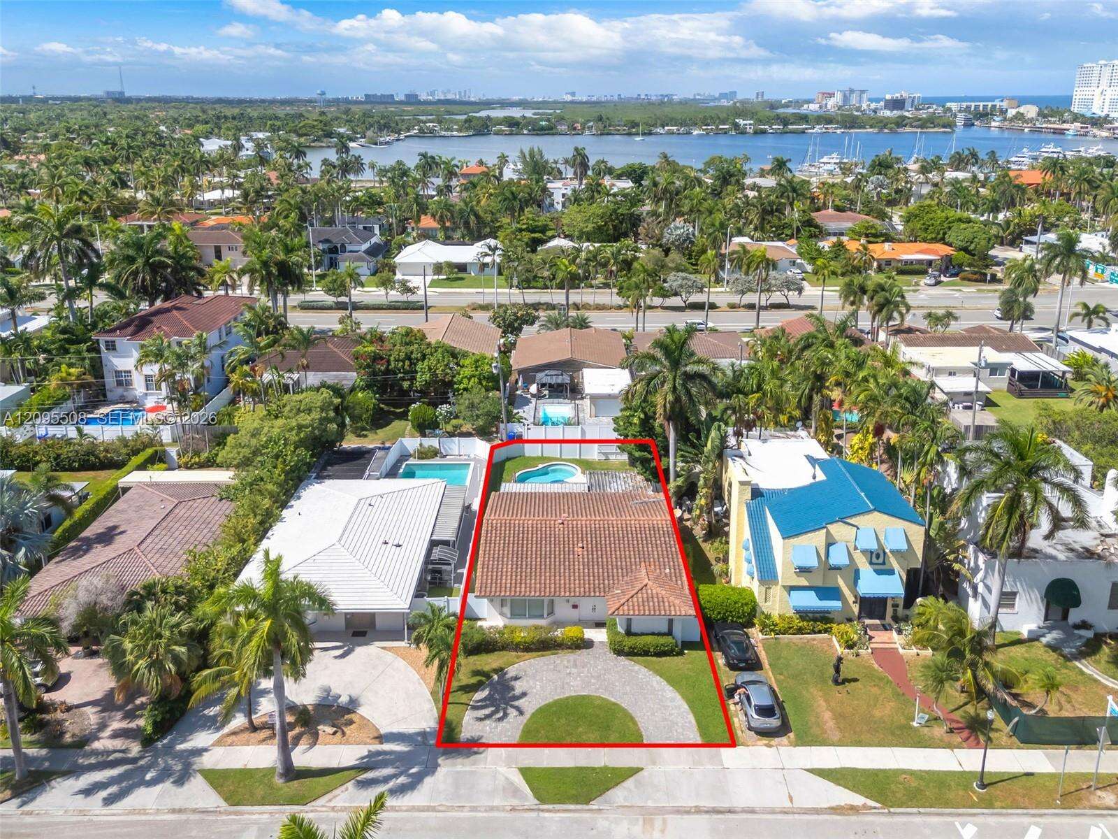 821 Harrison St, Hollywood, FL 33019 - For Rent photo 36