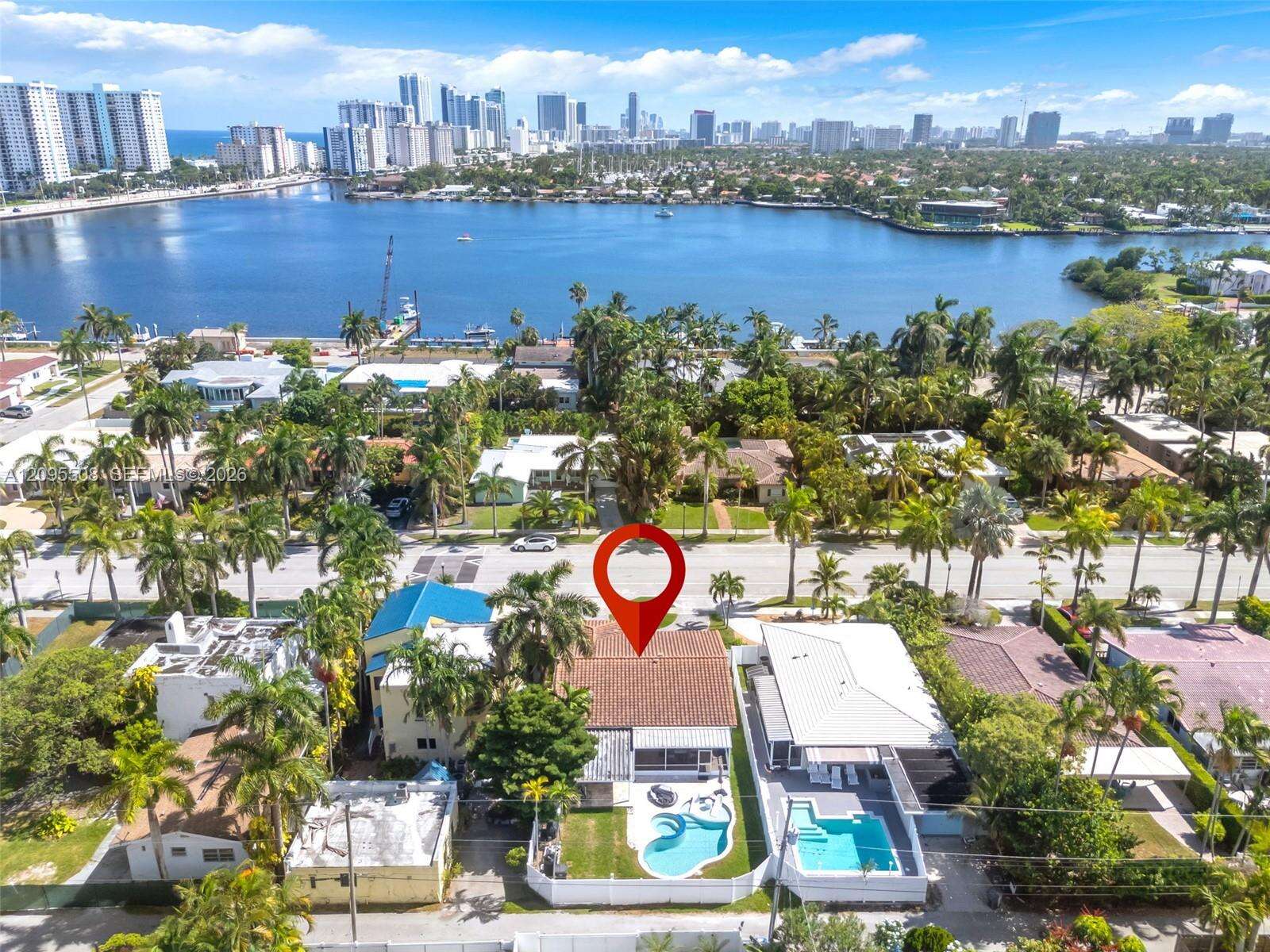 821 Harrison St, Hollywood, FL 33019 - For Rent photo 39