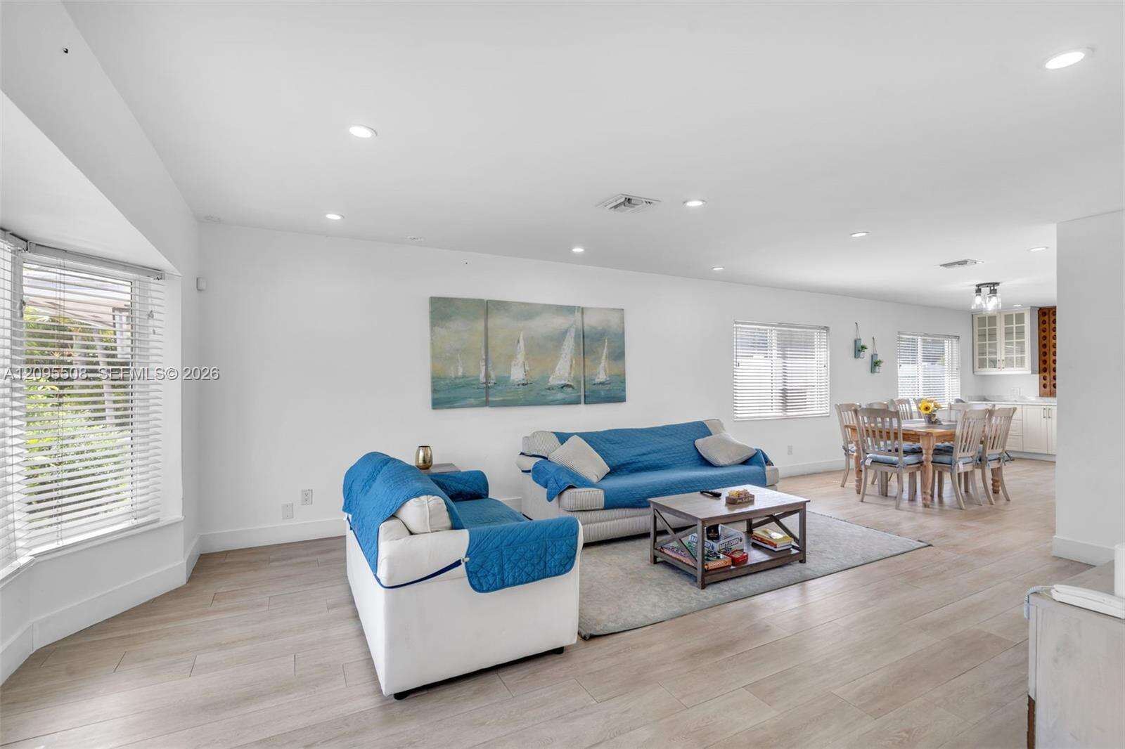 821 Harrison St, Hollywood, FL 33019 - For Rent photo 5