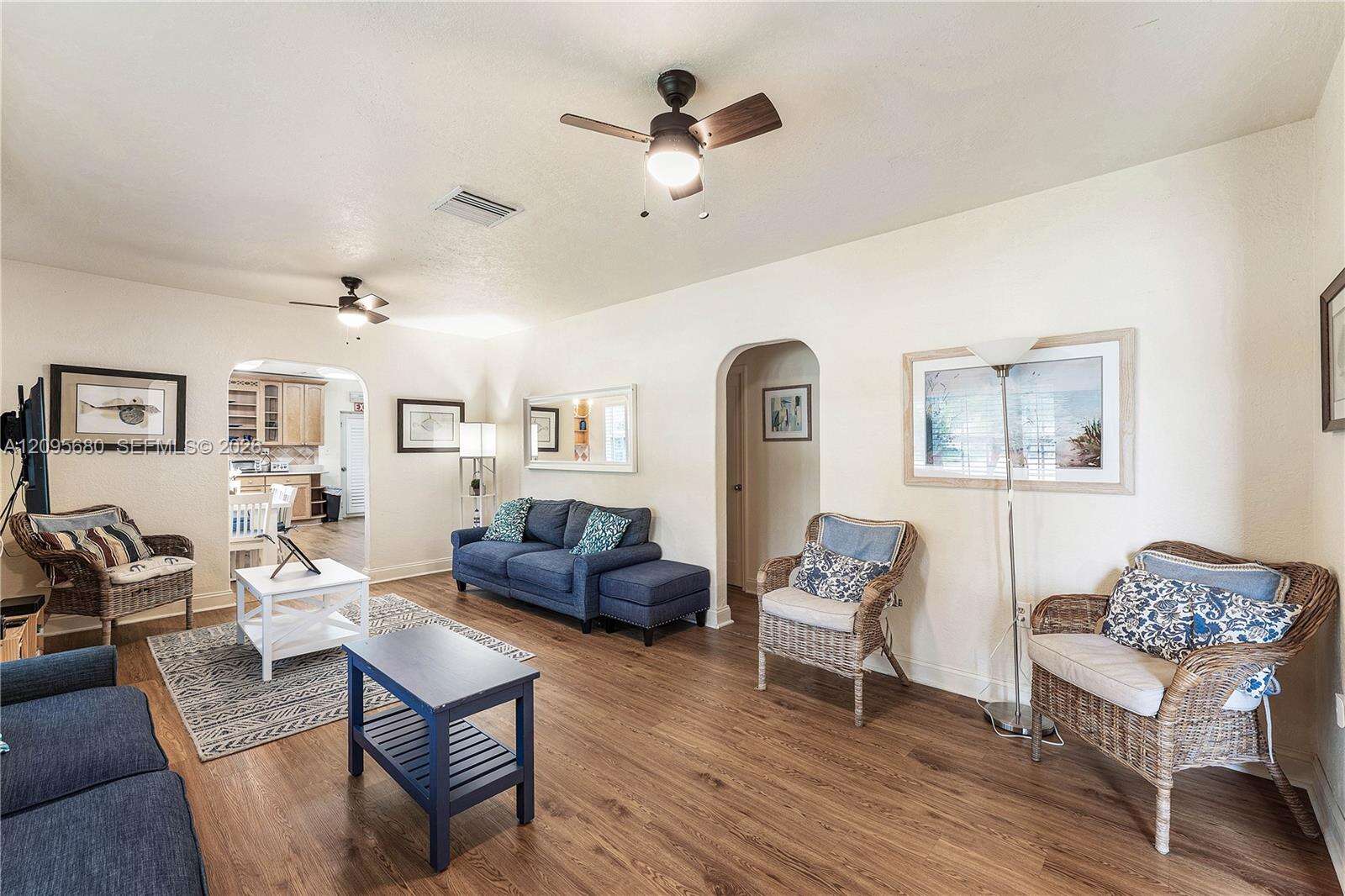 711 Tyler St, Hollywood, FL 33019 - For Rent photo 10