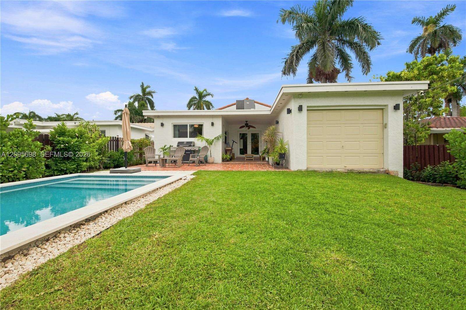 1119 Buchanan St, Hollywood, FL 33019 - For Rent photo 24