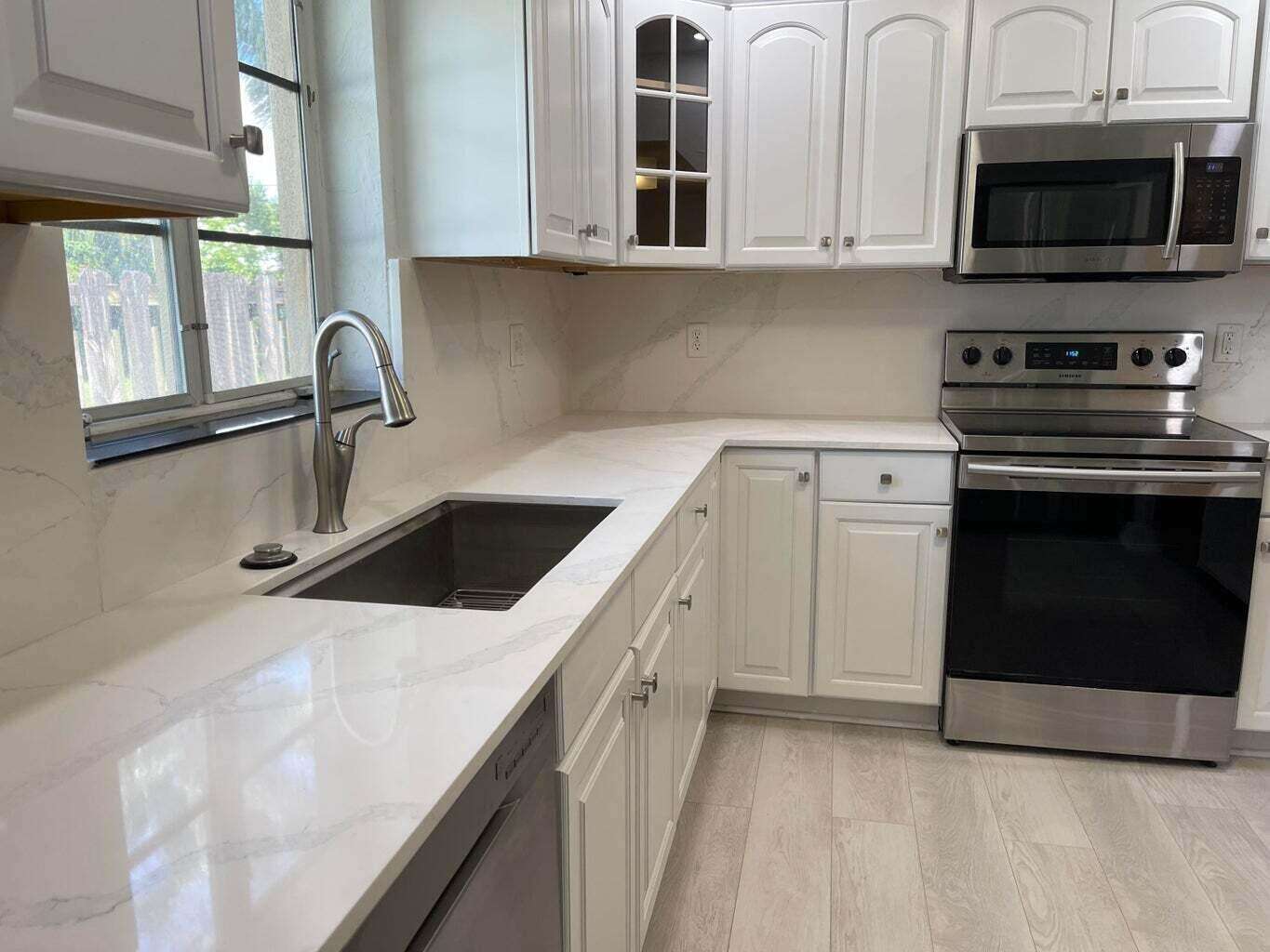 1315 Buchanan, Hollywood, FL 33019 - For Rent photo 8